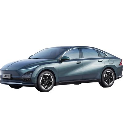 Ein guter Preis. 2024 Wuling Starlight 1.5L Hybrid-Energiefahrzeuge mit Lithium-Eisen-Phosphat-Batterie und 150 km rein elektrischer Reichweite Online