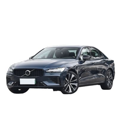 Ein guter Preis. Erleben Sie das Beste aus beiden Welten mit dem 2023 Volvo S60 High Speed Long Range und Plug-in Hybrid Online