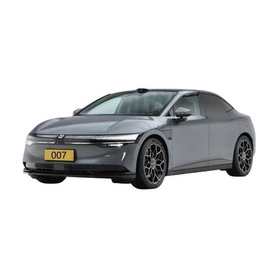 Ein guter Preis. 2024 Zeekr 007 reine Elektrizität 2WD 4WD 422 PS 646 PS Fahrzeug mit wartungsfreier Last-Säure-Batterie und 255/40 R20 Reifen Online