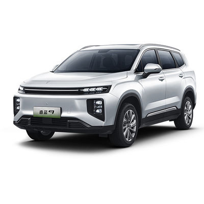 Ein guter Preis. Geely Livan Komfortable Elektroauto Schönes und sicheres Design Energiefahrzeug Markise Weiß Max-Geschwindigkeit 163km/h Online