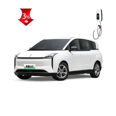 Ein guter Preis. Weißes reines elektrisches Mpv Großhandel Brandneues Auto Großer Raum und lange Reichweite Elektrofahrzeuge Neue Energie Bestune Nat Online