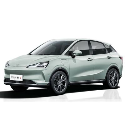 Ein guter Preis. Linksgetriebener Neta V 2022 Tide 400 Lite erschwingliches chinesisches Elektroauto mit Lithium-Eisen-Batterie und 2420 Radstand Online