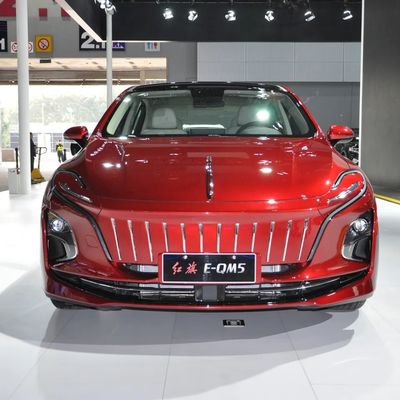 Ein guter Preis. Erleben Sie reines elektrisches Fahren mit E-QM5 431km Joy Edition Elektroauto FWD 190HP 54kWh Batterie und 30-Minuten-Ladezeit Online