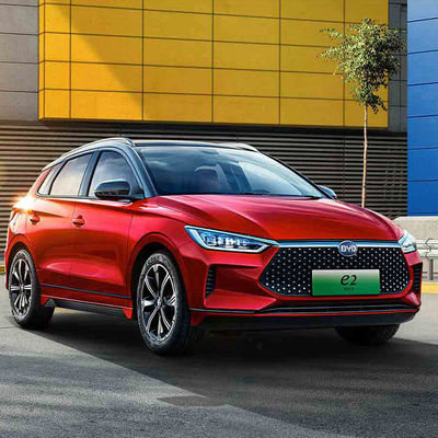 Ein guter Preis. 2023 Byd e2 Limousine Elektroauto 400km Reichweite 5-Sitzer Hochgeschwindigkeitsfahrzeug Schnellladung 0,5h 80% Lithium Eisen Phosphat Batterie Online