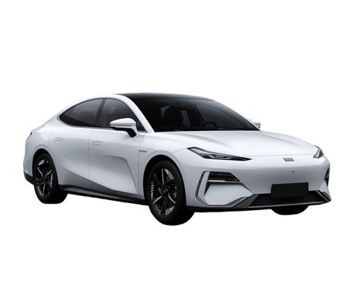 Ein guter Preis. Geely Milky Way E8 Basis 4-Türer 5-Sitzer Energie-Elektrofahrzeug YINHE Silber Pure Electric Sedan Online