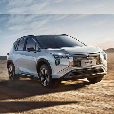 Ein guter Preis. 520 km Reichweite Mitsubishi AIRTREK Chinesisches Elektroauto 4 Allradfahrzeug Länge x Breite x Höhe mm 4630*1920*1728 Online