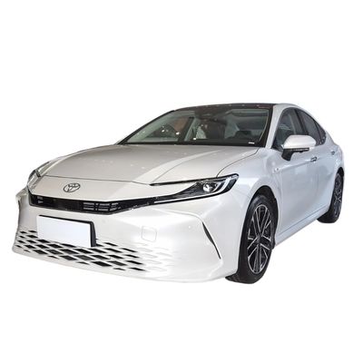 Ein guter Preis. 2024 Toyota Camry 2.0L Sport Plus Hybrid Limousine FWD Linkslenker Einzelmotor 4915*1840*1450 für chinesische Märkte Online