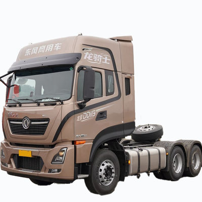 Ein guter Preis. 40 Tonnen Lastkapazität 2 Umschaltnummer Schwerlastwagen Dongfeng KL Traktorlastwagen mit 465 PS Online