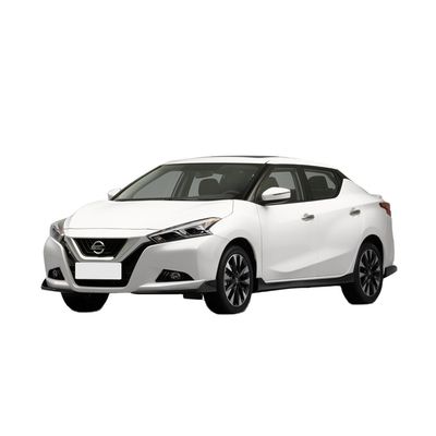 Ein guter Preis. Benzin Links Hand Dongfeng Nissan LANNIA 185 Hochgeschwindigkeit 4-Türer 5-Sitzer Hatchback Gebrauchtwagen Online
