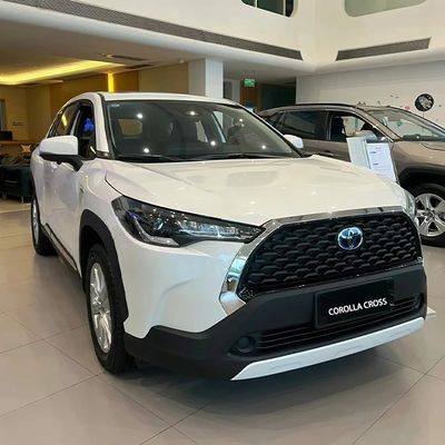 Ein guter Preis. 2024 Toyota Corolla Cross Hybrid 2.0L SUV FWD 5 Sitz Luxus Hochgeschwindigkeits Benzinfahrzeug mit Torsionsstrahl-Aufhängung Online
