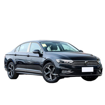 Ein guter Preis. Elektrische Lenksysteme 4 Türen 5 Sitzplätze Limousine 210 km/h Benzin Gebrauchtwagen Volkswagen Magotan 280TSI Leading Typ FWD Online