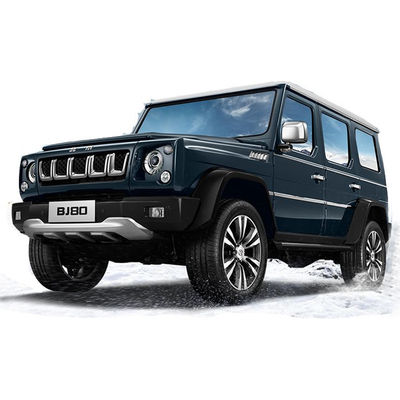 Ein guter Preis. BJ80 2024 Kraftstoff-Benzin-Auto Automatik 2.3T Mittlerer Groß-SUV mit ESC und Peking LED Elektro-Leder Turbo Dunkle Multi-Funktion Online